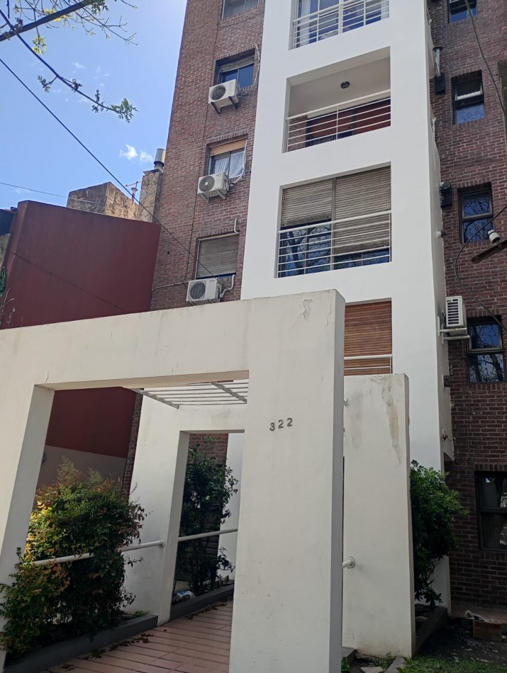 Alquiler depto 1 dormitorio al frente 14 e/38 y 39 
