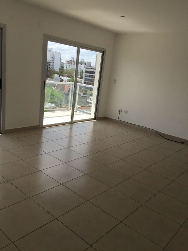 Alquiler depto 1 dormitorio c/cochera Av. 7 e/36 y 37 