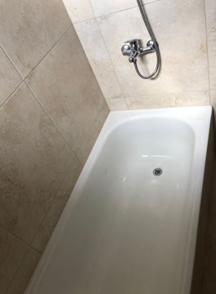 VENTA MONOAMBIENTE CON COCHERA EN 5 Y62