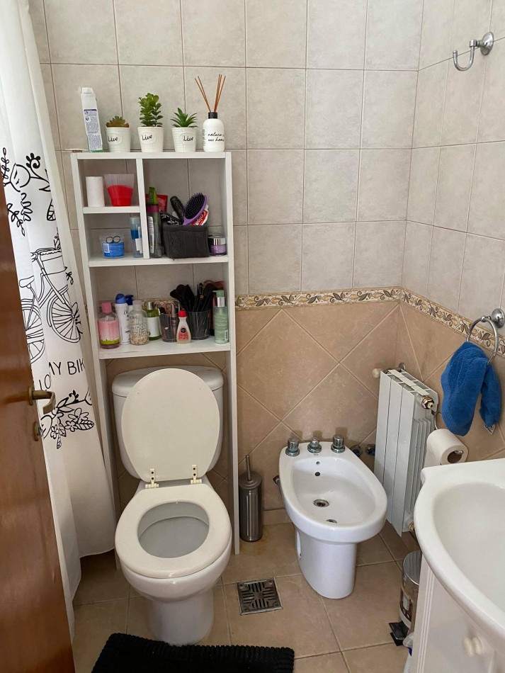 VENTA DUPLEX DE DOS DORM EN 71 Y 7