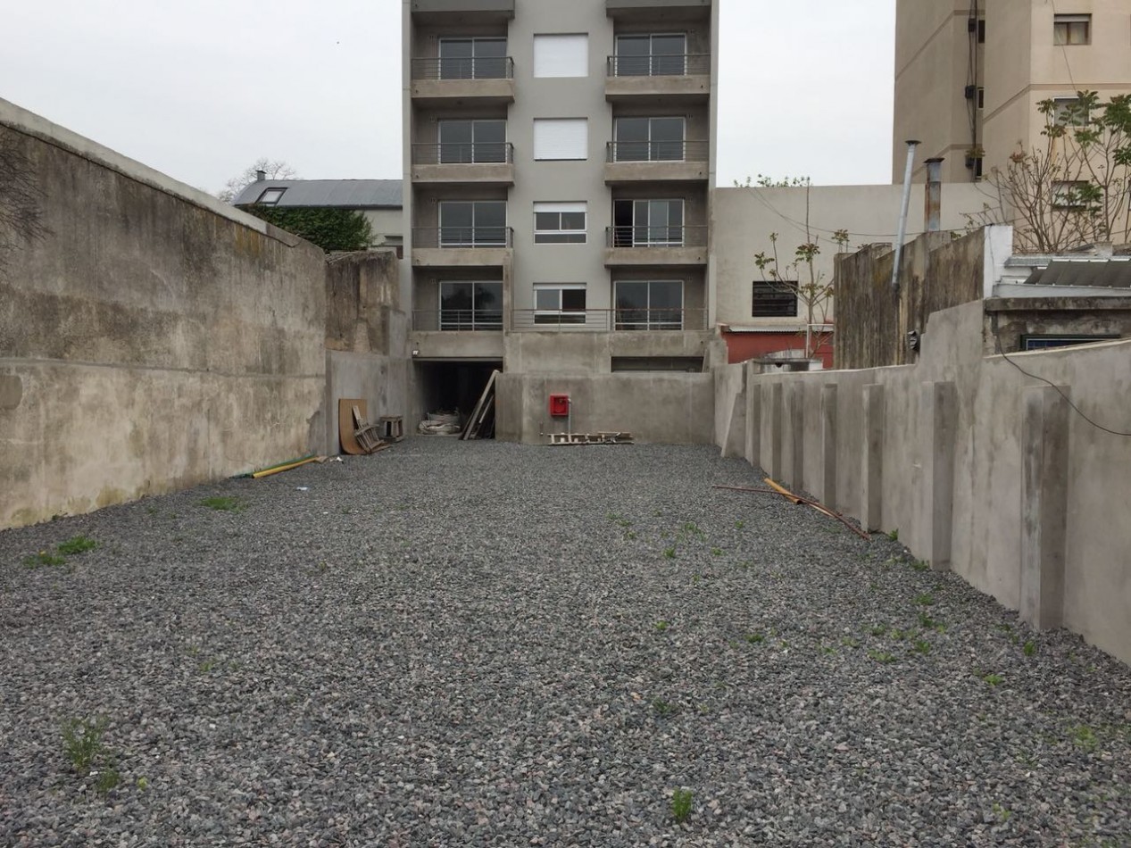 Alquiler cochera Av.66 e/3 y 4