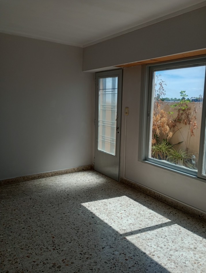 Alquiler depto 2 dormitorios 38 e/30 y 31