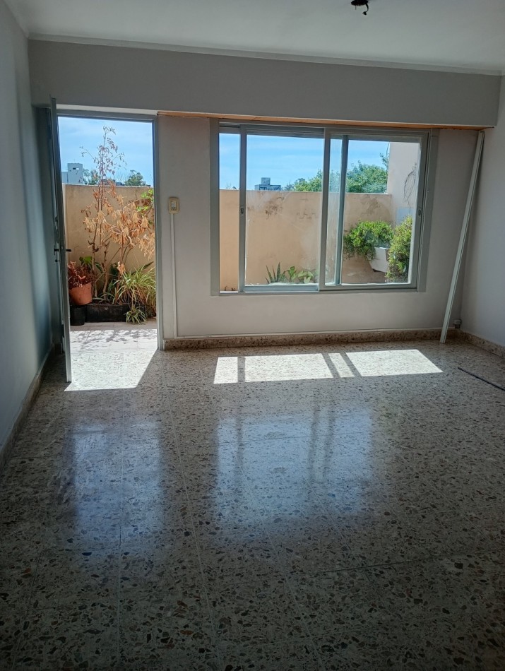 Alquiler depto 2 dormitorios 38 e/30 y 31