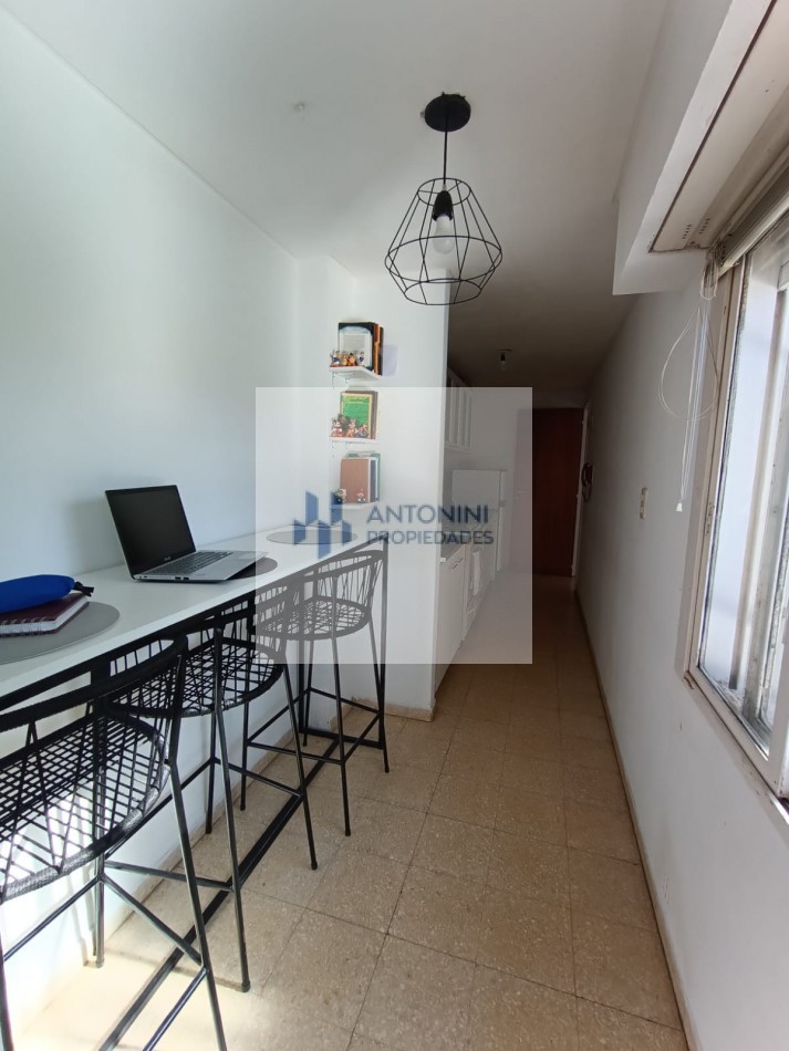 Venta Depto 1 dormitorio 6 entre 37 y 38