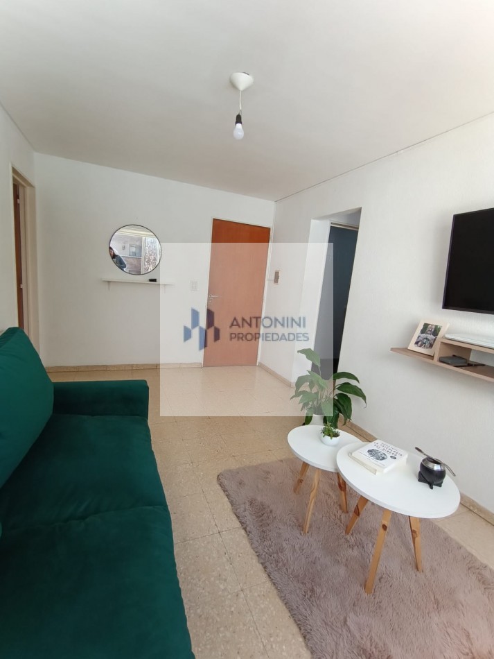 Venta Depto 1 dormitorio 6 entre 37 y 38