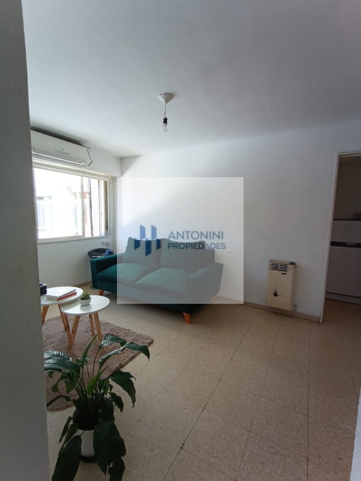 Venta Depto 1 dormitorio 6 entre 37 y 38