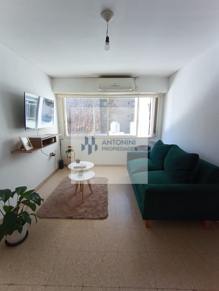 Venta Depto 1 dormitorio 6 entre 37 y 38