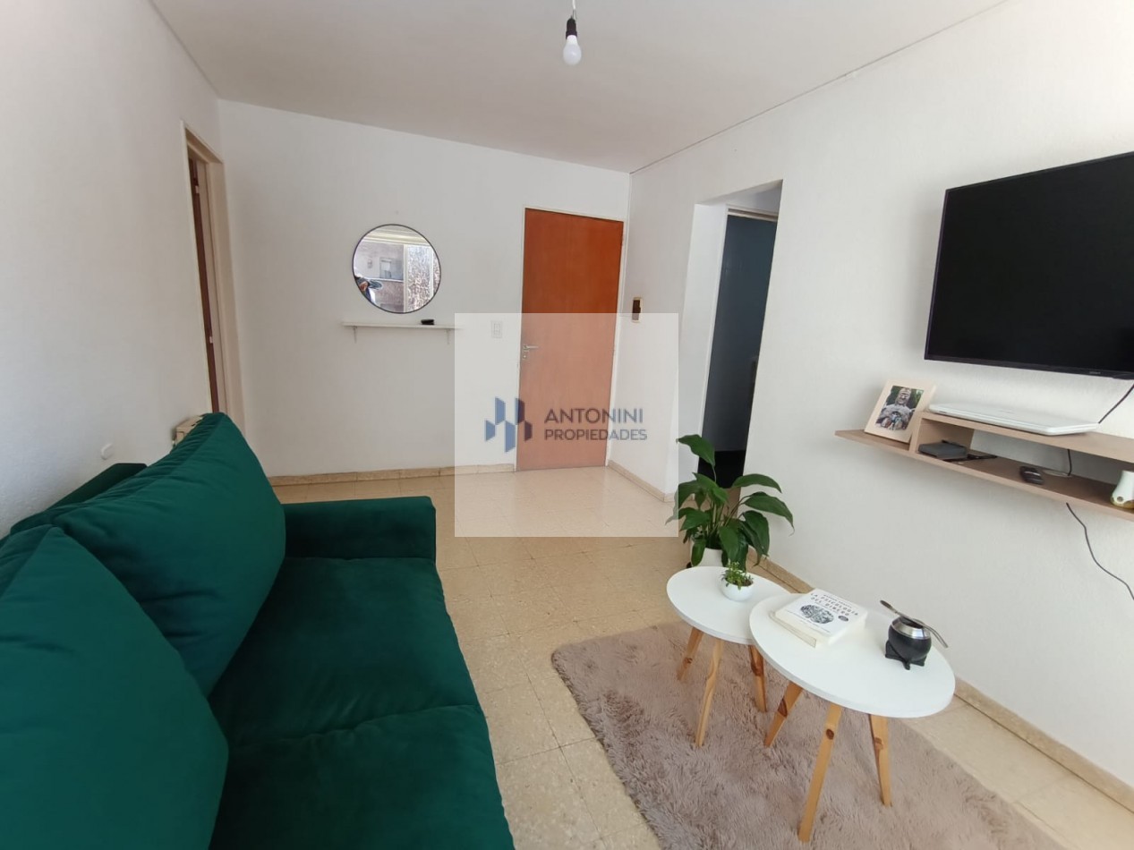 Venta Depto 1 dormitorio 6 entre 37 y 38