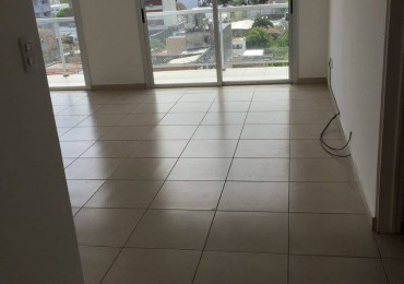 Alquiler dpto un dorm y cochera en 7 y 36