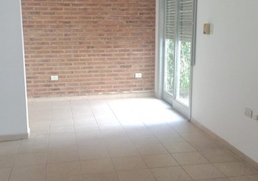 ALQUILER PH DOS DORM EN 23 Y 70