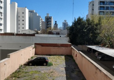 Alquiler cochera 61 e/10 y 11