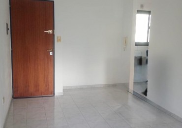 Alquiler depto 1 dormitorio 3 e/60 y 61