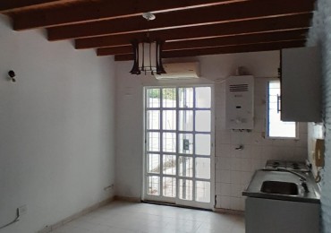 Alquiler PH 1 dormitorio 67 y 117 S/EXPENSAS